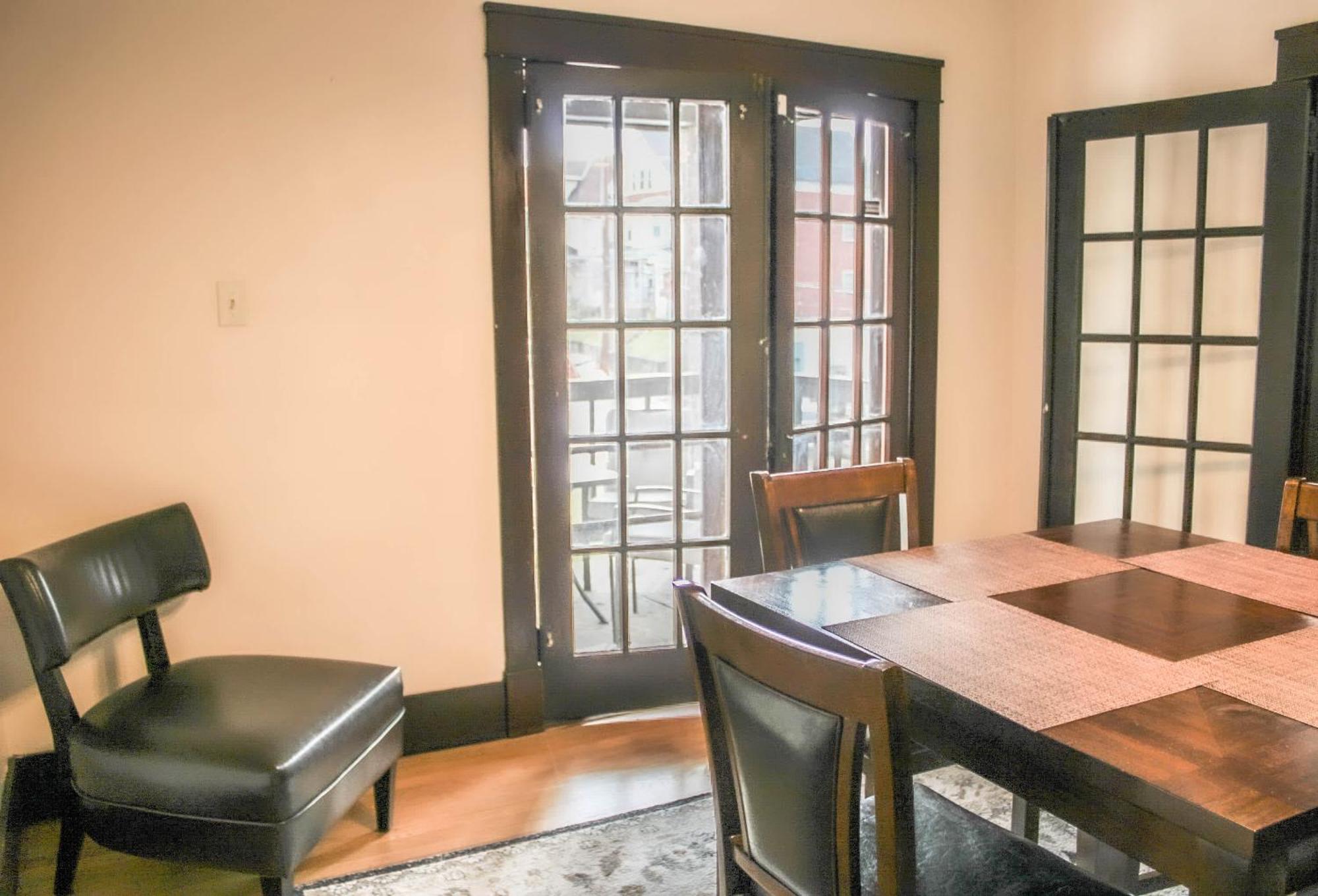 Comfy And Spacious 3 Bedroom - Easy City Access 피츠버그 외부 사진